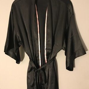 VS Silk robe